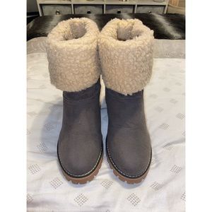 Grey Furry Fall Booties